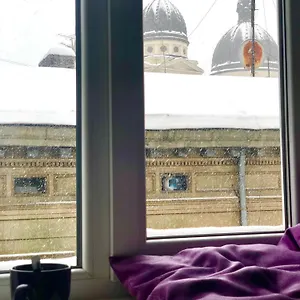 Romantic - центр львова , с видом на Апартаменты